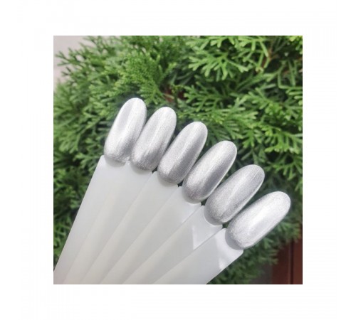 Гель-лак KOMILFO 9D Cats eye 8 мл (Silver) Гель-лак KOMILFO 9D Cats eye 8 мл (Silver)