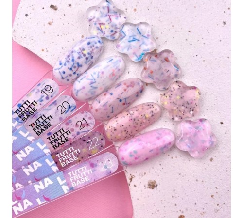 База камуфлююча LunaMoon Tutti Frutti Base 13 мл (22) База камуфлююча LunaMoon Tutti Frutti Base 13 мл (22)